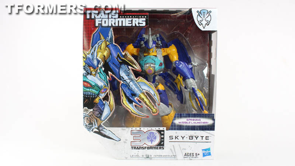 Transformers Generations Sky Byte Toy Voyager Class Action Figure Review And Images  (1 of 29)